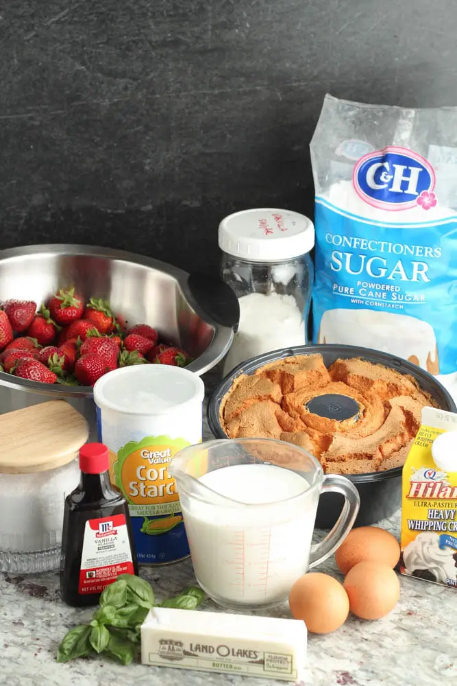 ingredients for Easy Strawberry Trifle